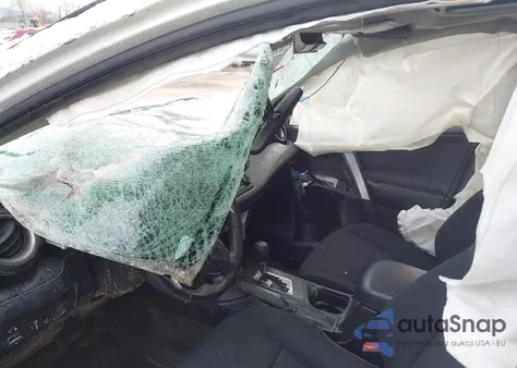 2017 Toyota Rav4 Xle из США, поврежденный, VIN JTMRFREV6HJ702943